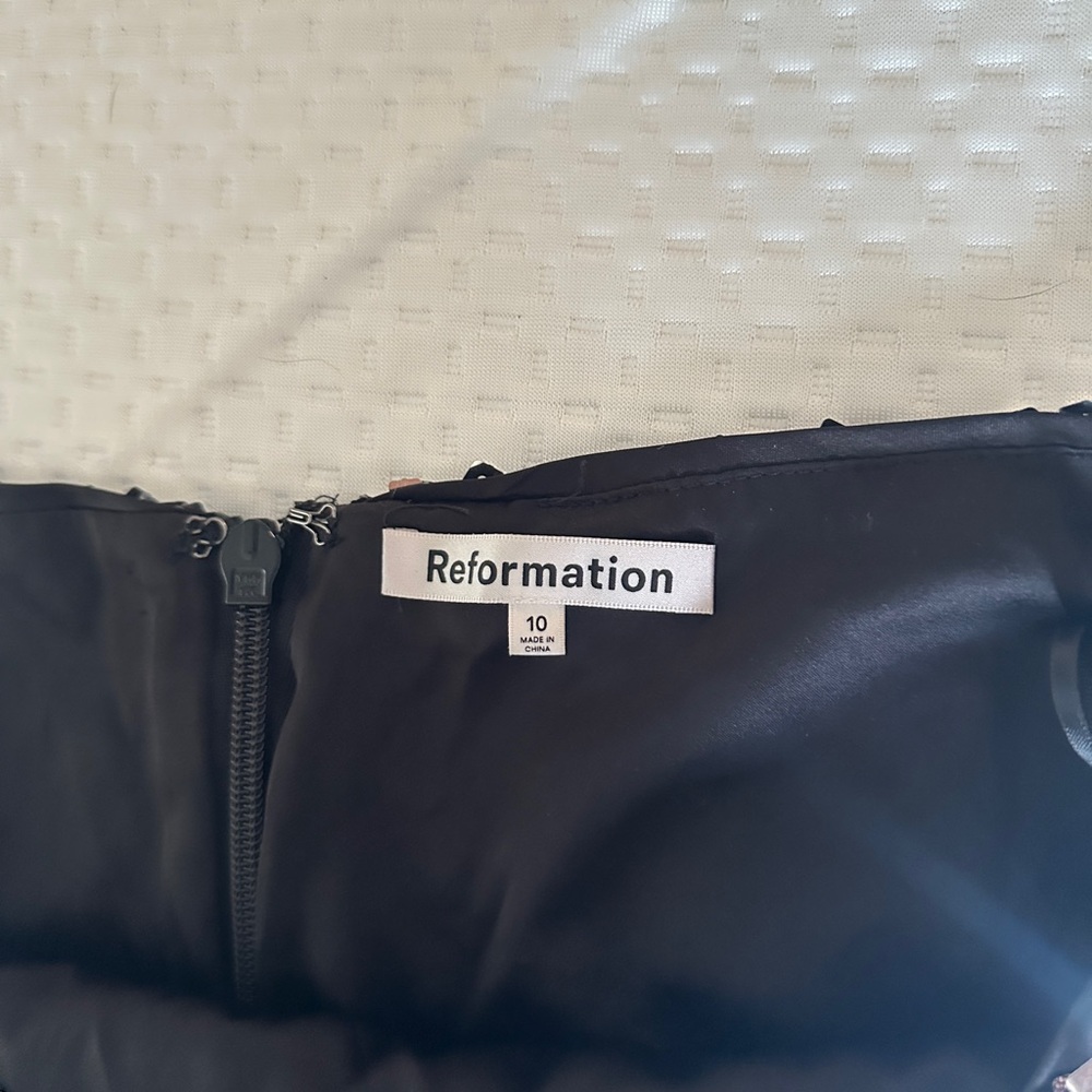 Reformation Veranda Silver Sequin Mini Skirt - image 4